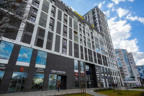 Apartments Rondo Wiatraczna By Renters