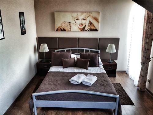 Hotel Dworek Za Lasem