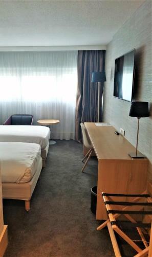 Hotel Best Western Charles de Gaulle Airport