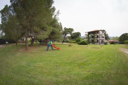 Dimitros Apartments
