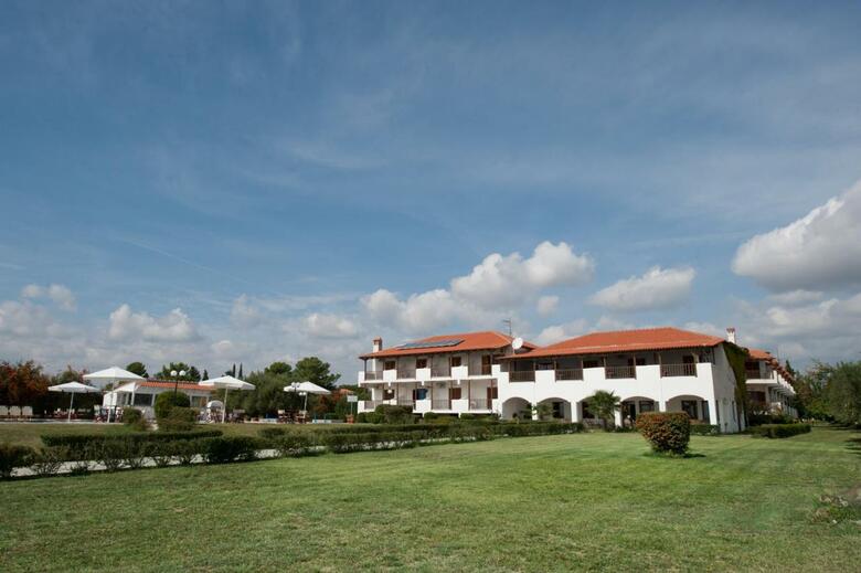 Aparthotel Alkinoos Beach Hotel