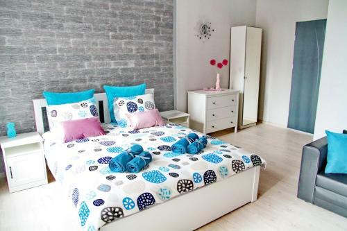 Grey Rooms