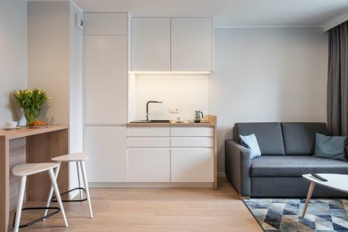 Q19 Apartments