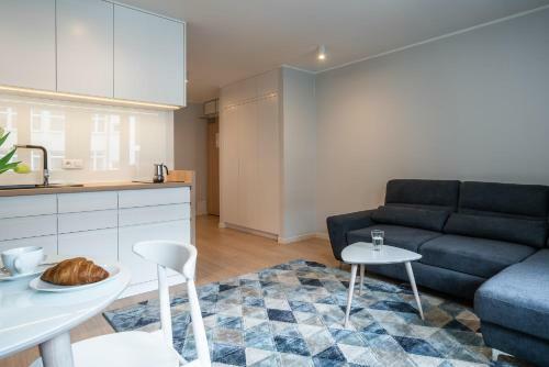 Q19 Apartments