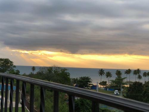 Villa Stunning Sunset View, Walking Distance To Private Beach
