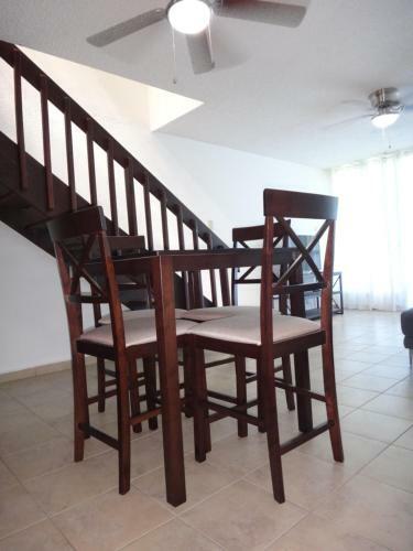 Villa Stunning Sunset View, Walking Distance To Private Beach
