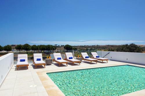 New! Villa Ocean Marina, Heatable Pool!
