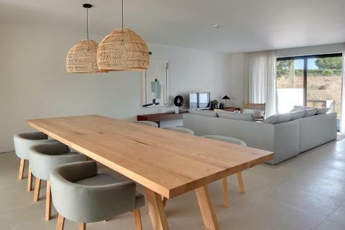 New! Villa Ocean Marina, Heatable Pool!