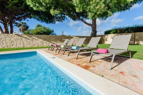 Villa Protea - 5 Bedroom, Beach, Air-con, Wifi