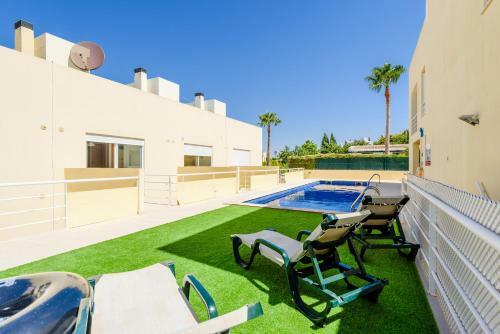 Casa Patroves