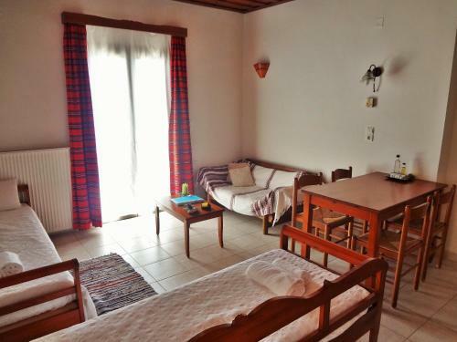 Eriki Studios & Apartments