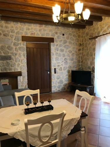 Villa Eleon