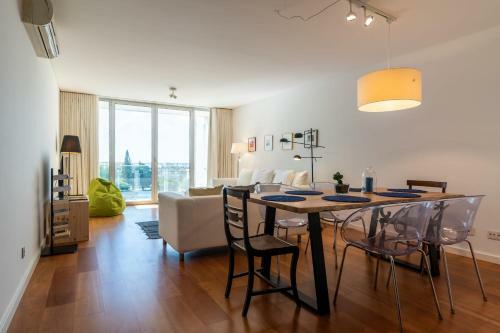 Guestready - Gorgeous Apartment In Alges With Stunning Rooftop Pool