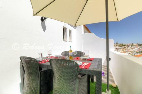 Carvoeiro Apartment Sleeps 4 Wifi