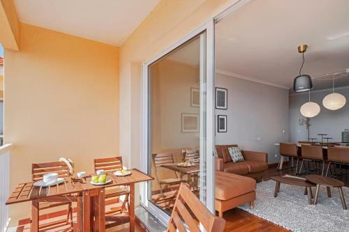 Reis Magos III By An Island Apart