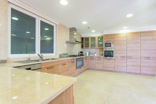 Villa Belga Queen