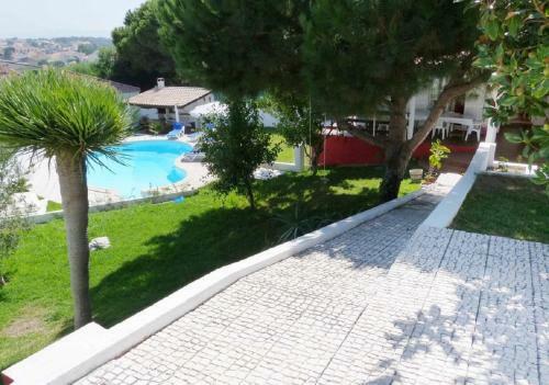Villa Charneca