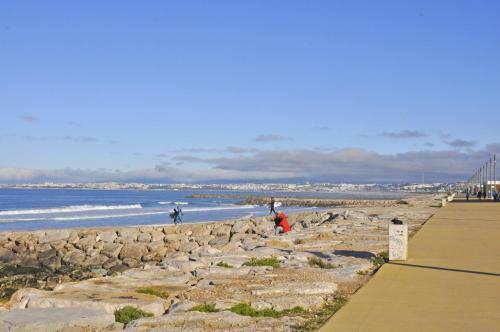 Caparica Downtown Apartment