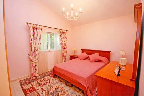 Ferrarias Villa Sleeps 12 Pool Air Con Wifi