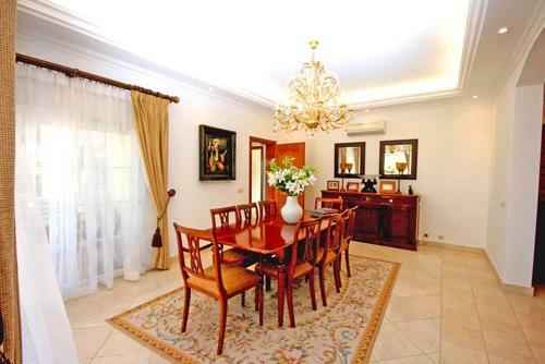 Ferrarias Villa Sleeps 12 Pool Air Con Wifi