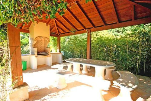 Ferrarias Villa Sleeps 12 Pool Air Con Wifi
