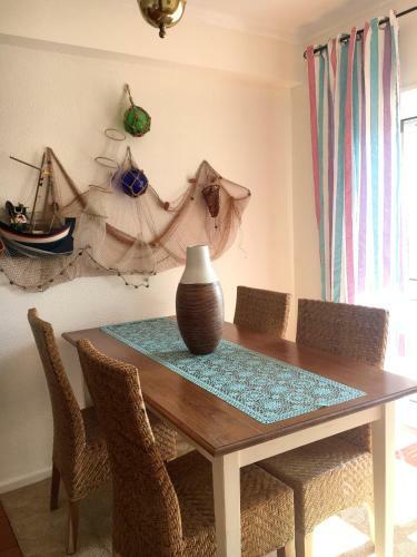 Apartment With 3 Bedrooms In Figueira Da Foz