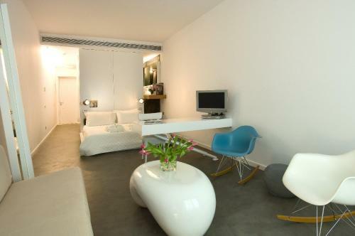 Perantzada Art Hotel