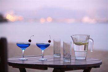 Hotel Paros Inn