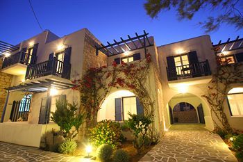 Hotel Paros Inn
