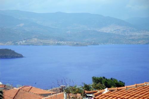 Molyvos Queen Apartments