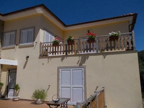 Casa Com Piscina E Vista de Serra, Guarda By Iziboo Kings