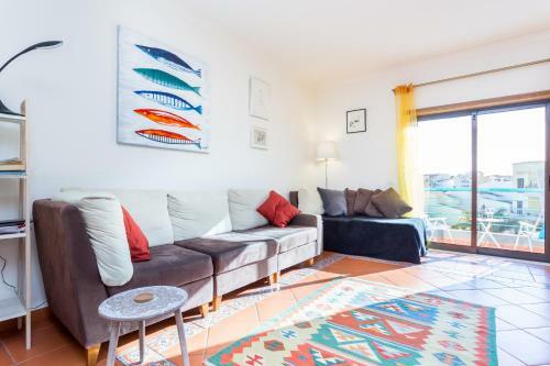 Lagos Solar Apartment With Roof Terrace