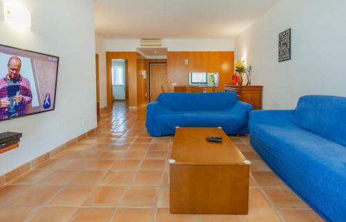 B39 - Marina Hill Apartment