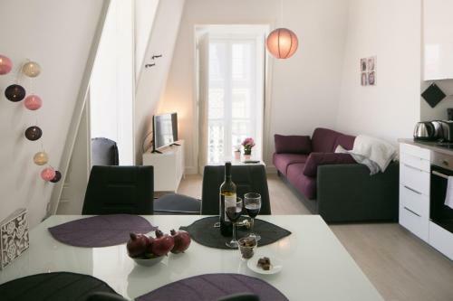 Classic And Comfortable Topfloor Apartment 13 By Lisbonne Collection