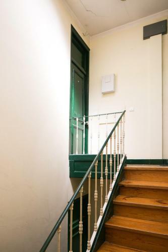 Classic And Comfortable Topfloor Apartment 13 By Lisbonne Collection