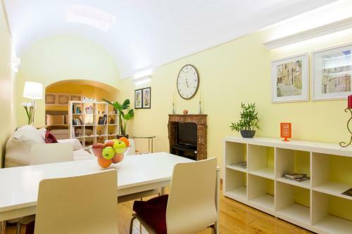 Apartamento Altido Chic Studio In Baixa, 5mins To Arco Da Rua Augusta