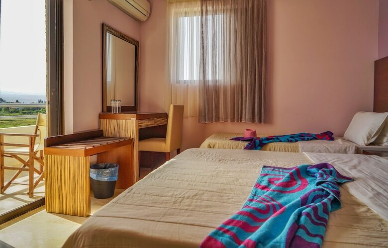 Kokoni Beach Hotel