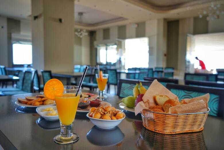 Kokoni Beach Hotel