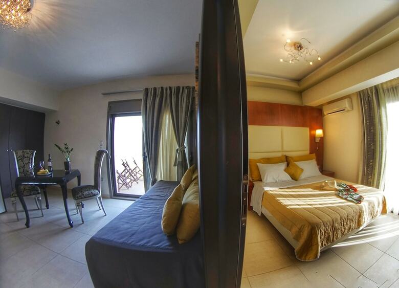 Kokoni Beach Hotel