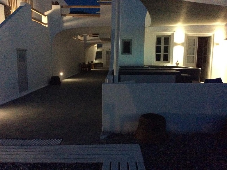 Almyra Studios & Apartments