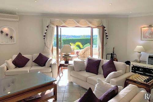 Poco Partido Villa Sleeps 8 With Pool Air Con And Wifi