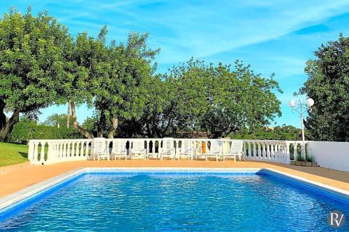 Poco Partido Villa Sleeps 8 With Pool Air Con And Wifi