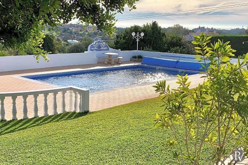 Poco Partido Villa Sleeps 8 With Pool Air Con And Wifi
