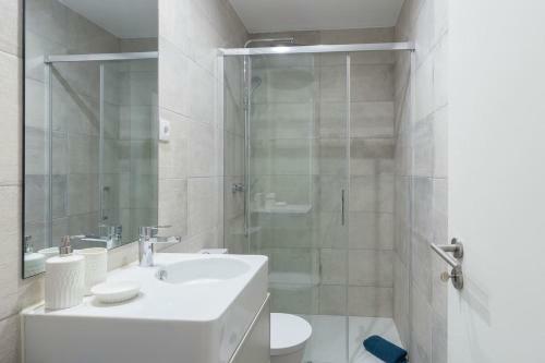 Apartamento Modern 2br Flat In Central Porto By Guestready - G