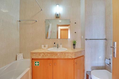 Apartamento Praia Da Rocha Tower With Pool By Homing