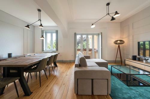 Apartamento Lovelystay - Doura Central With AC And Balcony