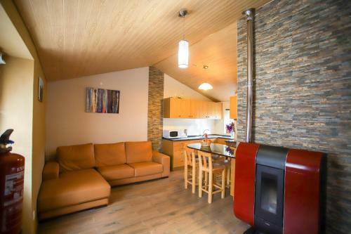 Historic Village Near Serra Da Estrela Av�