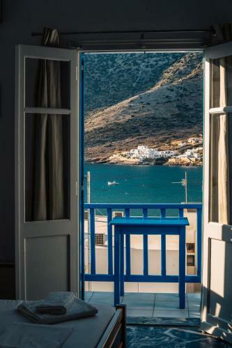 Hostal Meropi Rooms