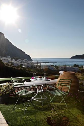 Hostal Xerolithia