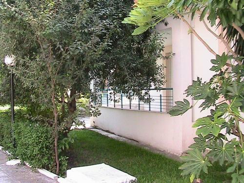 Niki Apartments